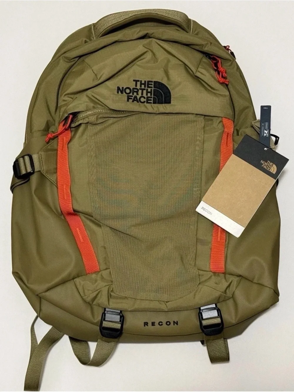 The North Face Women’s Recon Backpack Flexvent Hiking In Cedar/Lava Red NWT